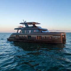 sunreef 70 power amber one copertina