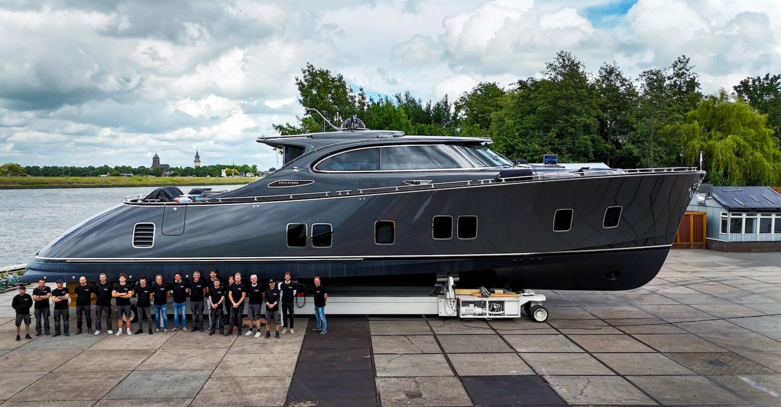 ZEELANDER YACHTS