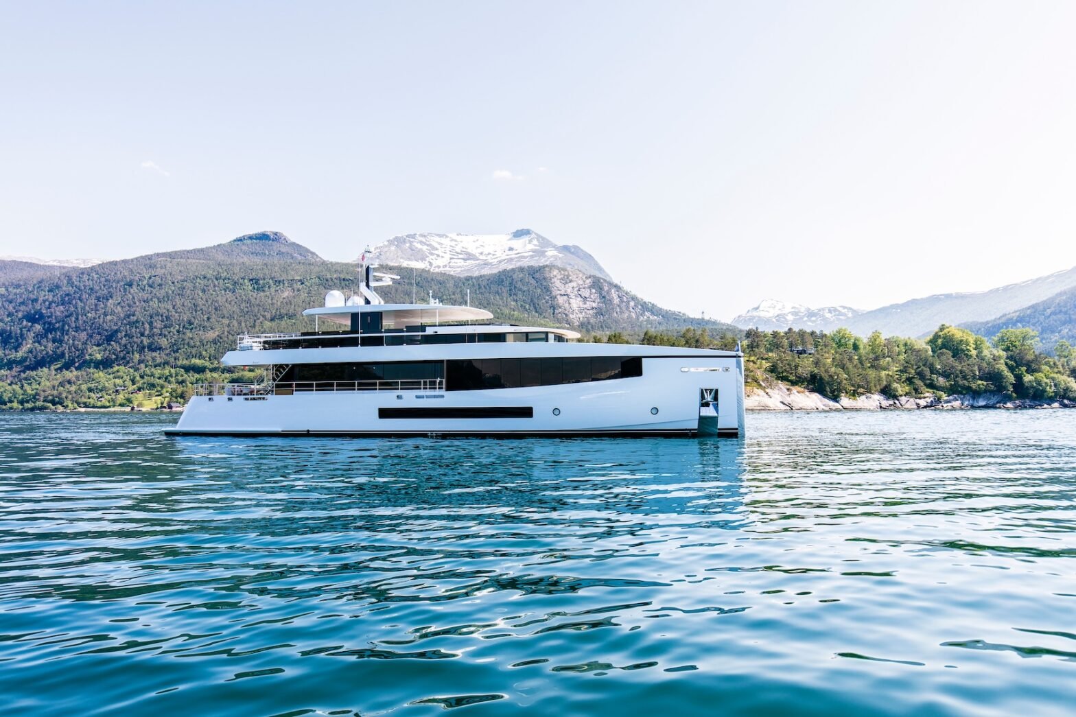 Feadship Resale