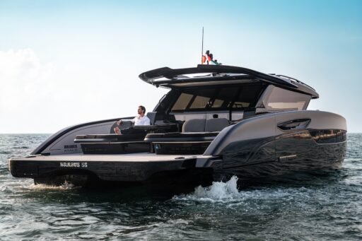 BRABUS ULTIMA 55: the new era of high-performance luxury catamarans