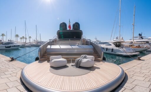 Lanerossi firma il comfort di Ferretti Group