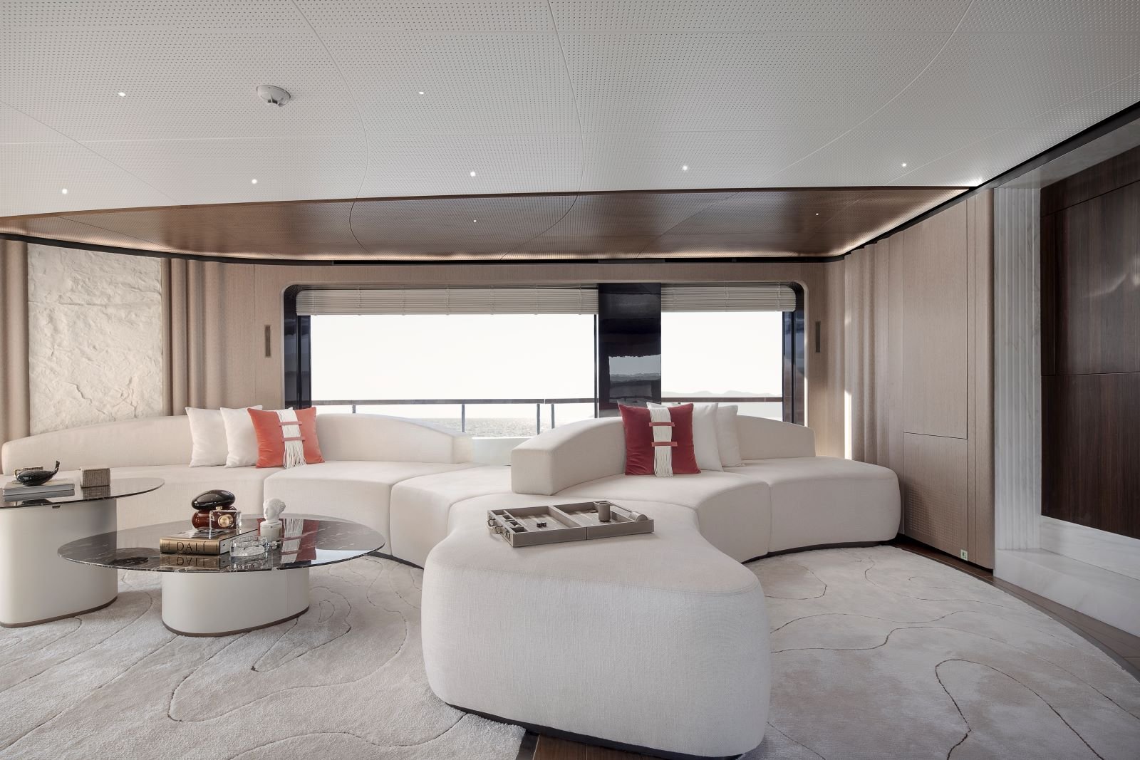 lobby sirena 42m lobby sirena 42m